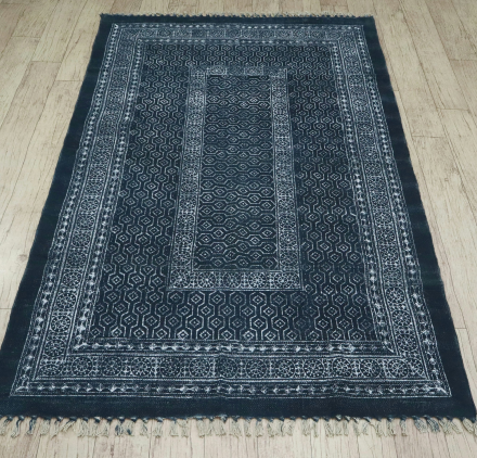 Carpets & Rugs